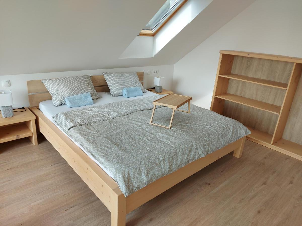 Apartma Markelj 라도블리차 외부 사진