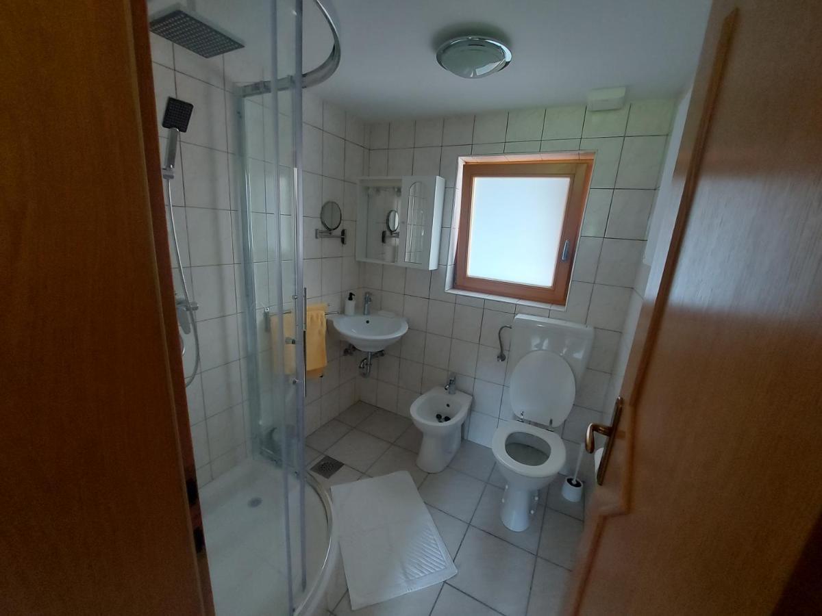 Apartma Markelj 라도블리차 외부 사진